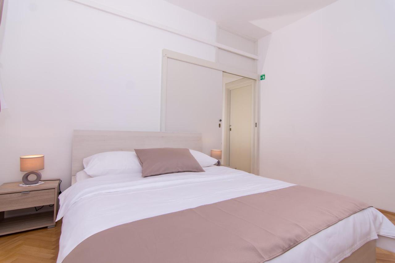 Apartmani Mlacic Donji Okrug  Exterior foto