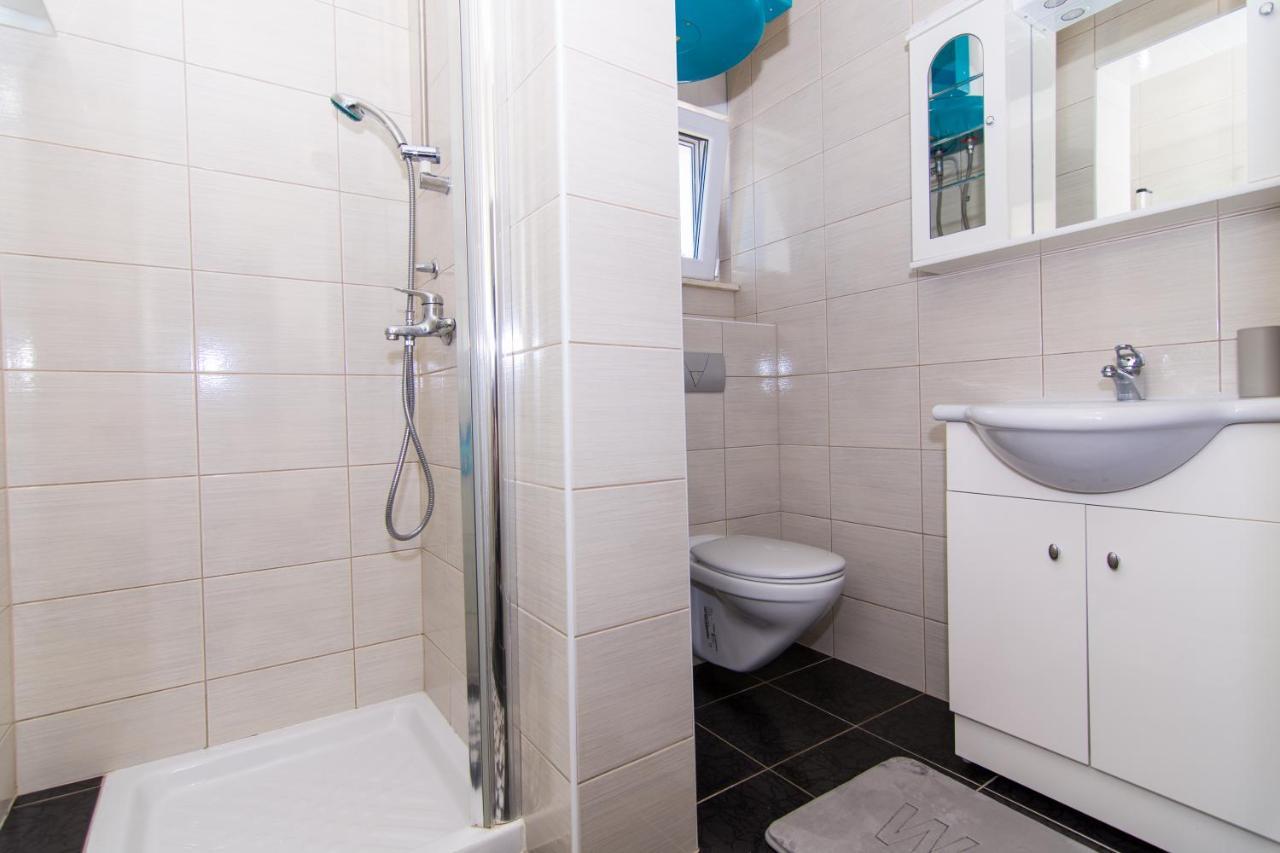 Apartmani Mlacic Donji Okrug  Exterior foto